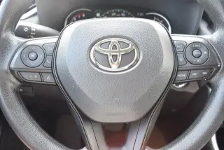 Toyota RAV4 2025 AWD XLE 4dr SUV