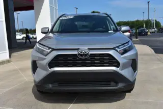 Toyota RAV4 2025 AWD XLE 4dr SUV