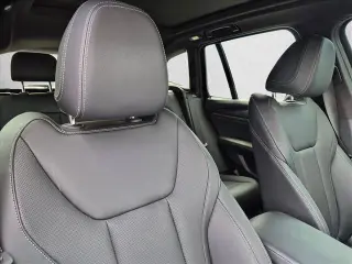 BMW X3 2024 sDrive30i 4dr Vehículo de Actividad Deportiva de Lujo