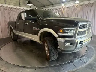 Ram 3500 2015 4x4 Laramie 4dr Mega Cab 6.3 ft. SB SRW Pickup