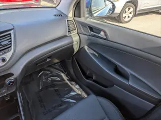 Hyundai TUCSON 2018 Valor 4dr SUV