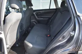 Toyota RAV4 2020 LE 4x4 SUV