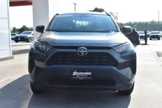 Toyota RAV4 2020 LE 4x4 SUV
