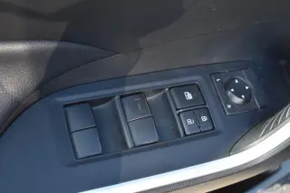 Toyota RAV4 2020 LE 4x4 SUV