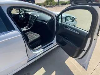 FORD FUSION 2016 SE 4DR SEDAN