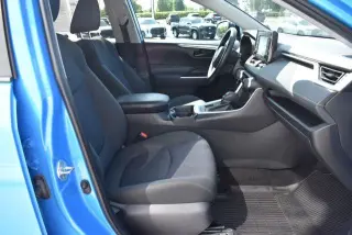Toyota RAV4 2019 AWD LE 4dr SUV