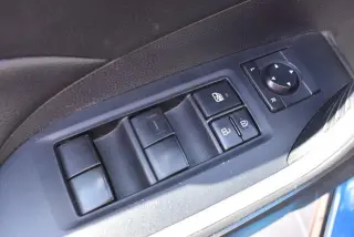 Toyota RAV4 2019 AWD LE 4dr SUV