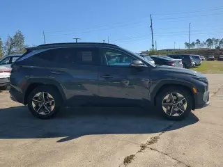 Hundai TUCSON 2025 SEL Conveniencia 4dr SUV