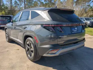 Hundai TUCSON 2025 SEL Conveniencia 4dr SUV