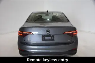 Volkswagen Jetta 2024 SE 4dr Sedán