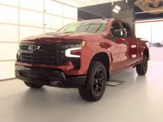 Chevrolet Silverado 1500 2024 4x4 LT Trail Boss 4dr Crew Cab con cabina de 5.8 ft. SB