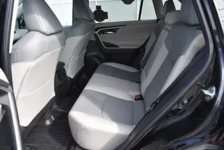Toyota RAV4 2024 AWD XLE Premium 4dr SUV
