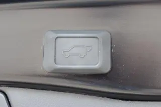 Toyota RAV4 2024 AWD XLE Premium 4dr SUV