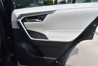 Toyota RAV4 2024 AWD XLE Premium 4dr SUV