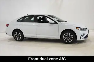 Volkswagen Jetta 2025 S 4dr Sedán