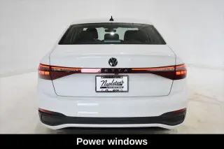 Volkswagen Jetta 2025 S 4dr Sedán