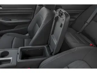 Nissan Altima 2025 AWD 2.5 SV Sedán 4 puertas