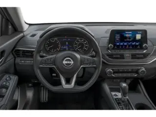 Nissan Altima 2025 AWD 2.5 SV Sedán 4 puertas