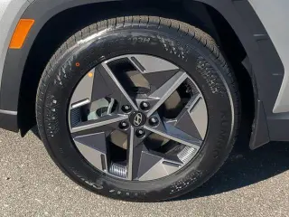 Hundai TUCSON 2025 SEL 4dr SUV