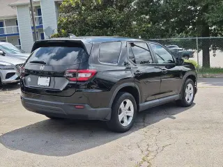 Honda Pilot 2023 LX 4dr SUV