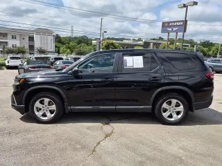 Honda Pilot 2023 LX 4dr SUV