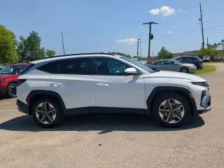 Hyundai TUCSON 2025 SEL 4dr SUV