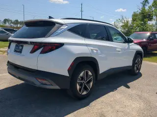 Hyundai TUCSON 2025 SEL 4dr SUV