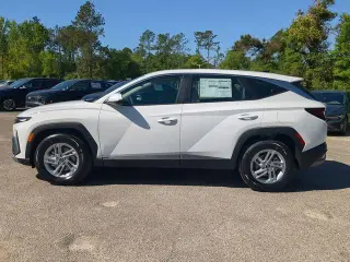 Híndaye Tucson 2025 SE 4dr SUV
