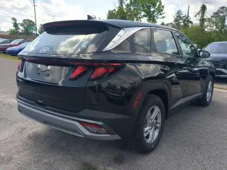 Hundai TUCSON 2025 SE 4dr SUV