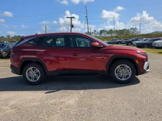 Hundai TUCSON 2025 SE 4dr SUV