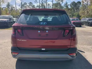 Hundai TUCSON 2025 SE 4dr SUV