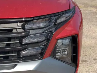 Hundai TUCSON 2025 SE 4dr SUV