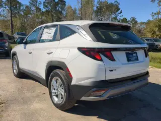 Hyundai TUCSON 2025 SE 4dr SUV