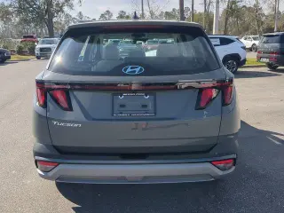Hundai TUCSON 2025 SE 4dr SUV