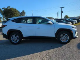 Hundai TUCSON 2026 SE 4dr SUV