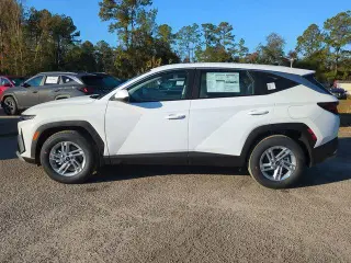 Hundai TUCSON 2026 SE 4dr SUV
