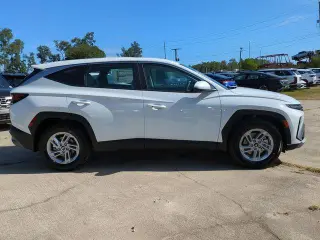 Hundai TUCSON 2026 SE 4dr SUV
