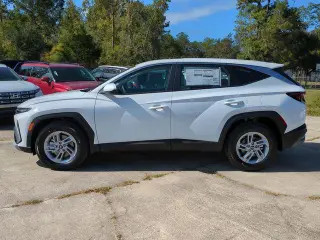 Hundai TUCSON 2026 SE 4dr SUV