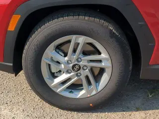 Hyundai TUCSON 2025 SE 4dr SUV