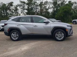 Hundai Tucson 2025 SE 4dr SUV