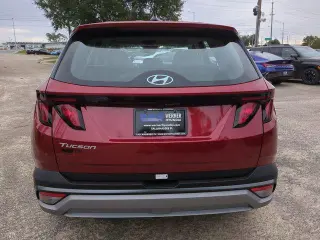 Hundai Tucson 2026 SE 4dr SUV