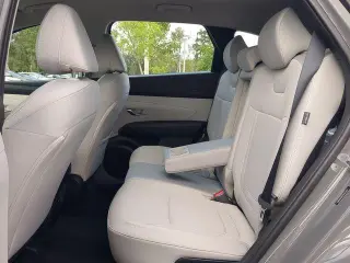 Hundai TUCSON 2025 SE 4dr SUV