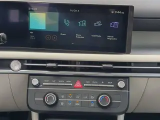 Hundai TUCSON 2025 SE 4dr SUV