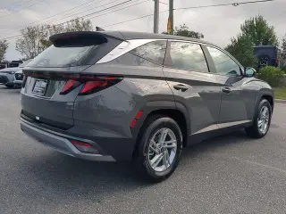 Hundai TUCSON 2025 SE 4dr SUV