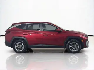 Hundai TUCSON 2025 SE 4dr SUV