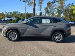 Hundai Tucson 2025 SE 4dr SUV