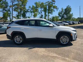 Hundai Tucson 2025 SE 4dr SUV