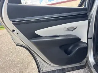 Hundai Tucson 2022 SE 4dr SUV (lanzamiento de mitad de año)