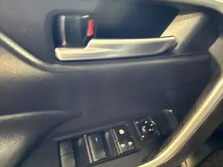 Toyota RAV4 2020 XLE 4dr SUV