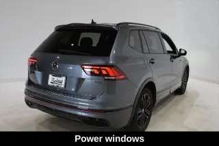 Volkswagen Tiguan 2022 4Motion SE R-Line Negro AWD 4p SUV